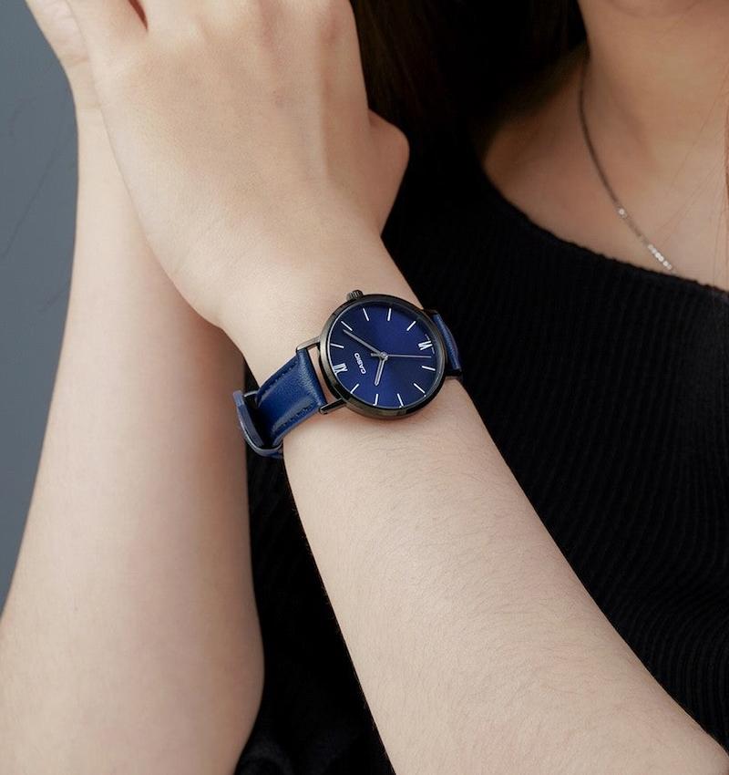 Casio Ltp-vt02bl-2audf Women's Watch