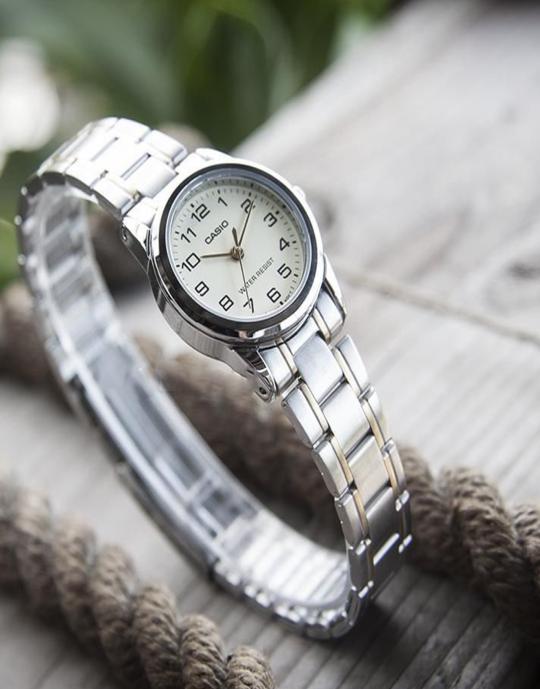 Casio Women's Watch Ltpv001sg9budf